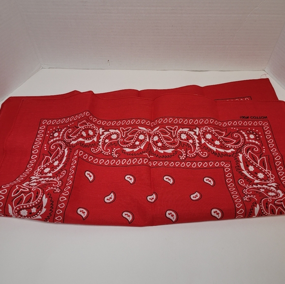 Bright Red Classic Bandana 100% Cotton NWOT - Picture 2 of 6